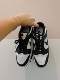 Tênis dunk low panda Nike 34