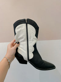 Bota western p&amp;b Luiza Barcelos 37
