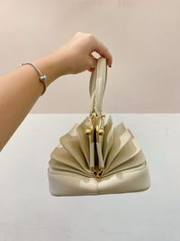 Bolsa bege sanfonada Lala Rossi
