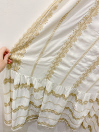 Vestido midi branco bordado Ideologic G