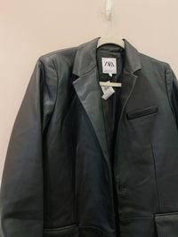 Blazer couro fake preto Zara PP