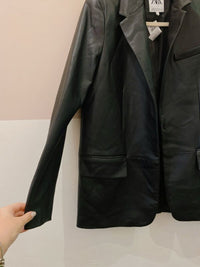 Blazer couro fake preto Zara PP