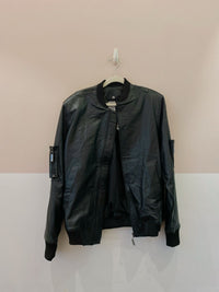 Jaqueta oversized couro preta Kor Collection 36