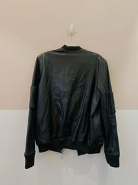 Jaqueta oversized couro preta Kor Collection 36