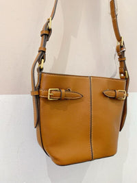 Bolsinha tiracolo marrom Zara