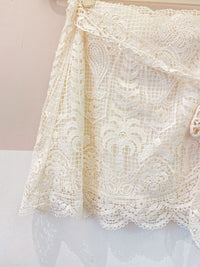 Short saia renda off white Farm G