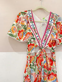 Vestido longo floral recortes Farm P