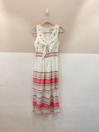 Vestido midi branco bordado Fernanda Di Biase P
