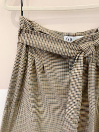 Calça xadrez marrom c/ faixa Zara G