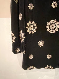 Vestido curto veludo bordado Zara P