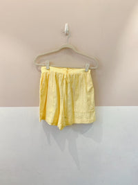 Short amarelo textura Muna 38