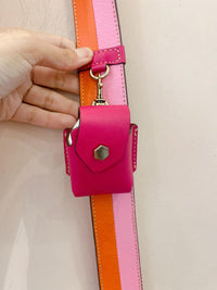 Bolsa estampada couro pink Arezzo