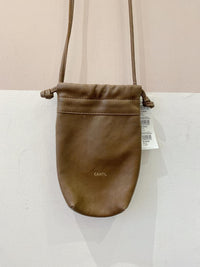 Bolsa couro marrom pequena Id Bags