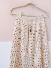 Saia midi crochet bege Amisis M