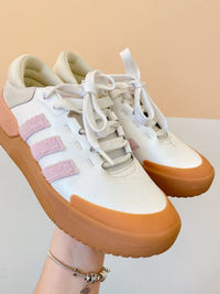 Tênis plataforma Adidas 38