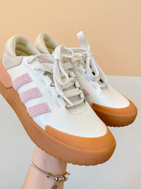 Tênis plataforma Adidas 38