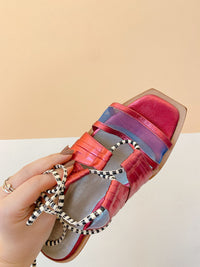 Sandalia metalizada rosa Manolita 36