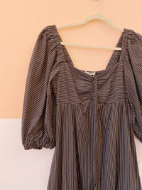 Vestido preto listrado Dress To P