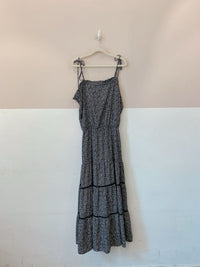 Vestido longo p&amp;b recortes Toujours G